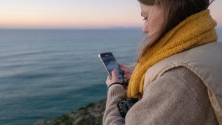 Elegir cómo mantenerte conectado en el exterior no tiene que tomarse a la ligera, ya que puede tener un gran impacto en el bolsillo. Elegir cómo mantenerte conectado en el exterior no tiene que tomarse a la ligera, ya que puede tener un gran impacto en el bolsillo.