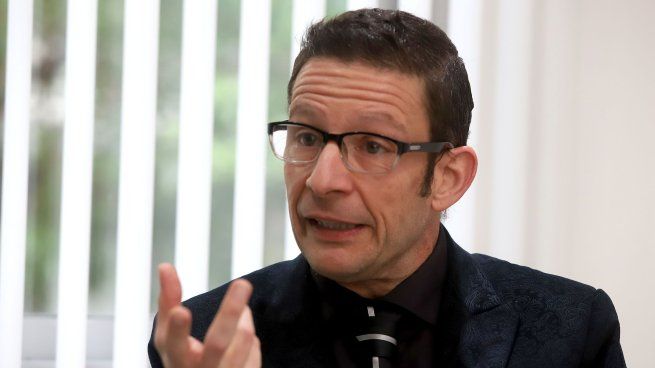 Diego Giacomimi criticó el swap de 20.000 millones de dólares con EEUU: