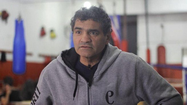 La leyenda del boxeo argentino y un gesto con los que menos tienen.