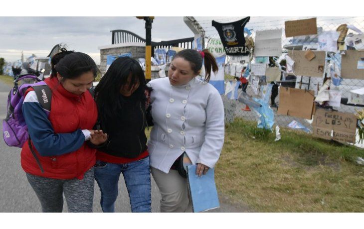 Los familiares tildaron las declaraciones de Aguad de falta de respeto.