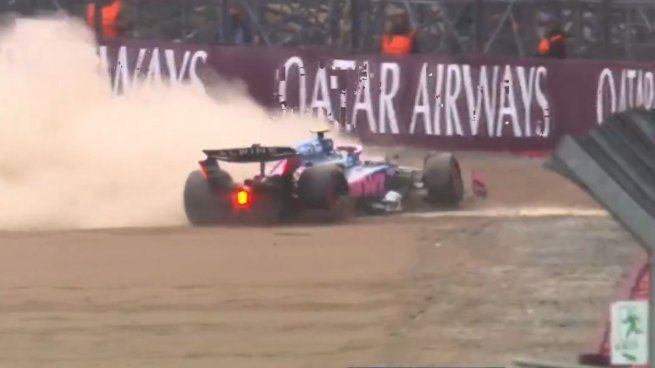 Franco Colapinto sufrió un choque que lo dejó fuera de las pistas en el GP de Gran Bretaña.