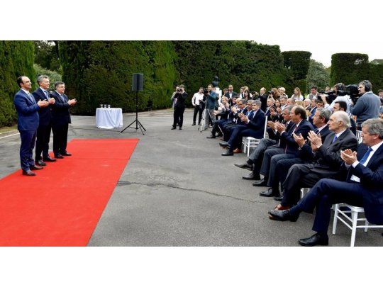 Macri recibió a referentes de la UCR en la Quinta de Olivos