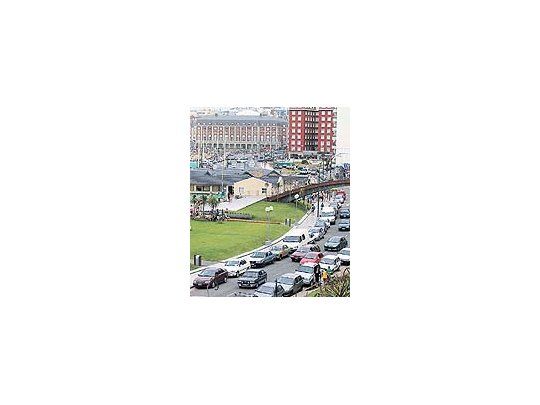 Adelantándose a la temporada, Mar del Plata colapsó su capacidad hotelera para el fin de semana del 21 al 23 de noviembre.