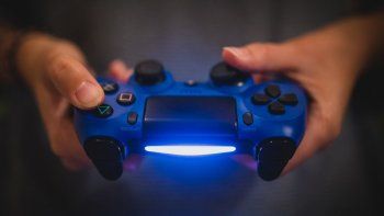 El&nbsp;DualShoc 4 será compatible sólo con&nbsp;juegos&nbsp;retrocompatibles de PS4.&nbsp;