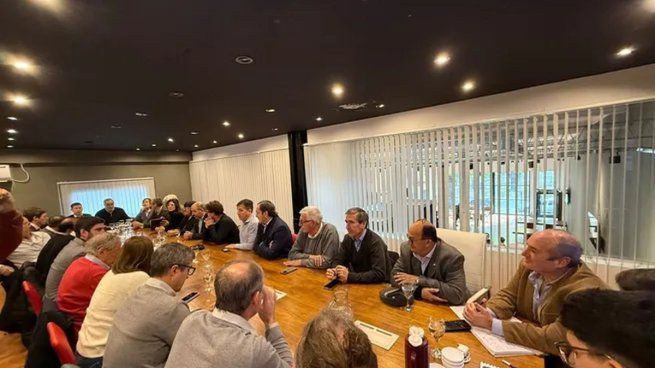 Finalmente, la UCR no sumará al espacio de los gobernadores en PBA.