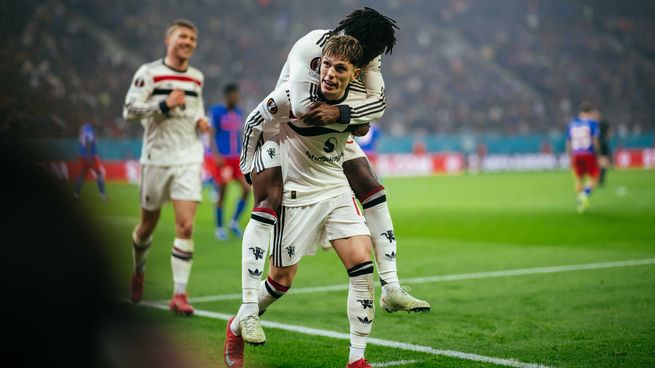 Garnacho dio la asistencia para el segundo gol de Manchester United.