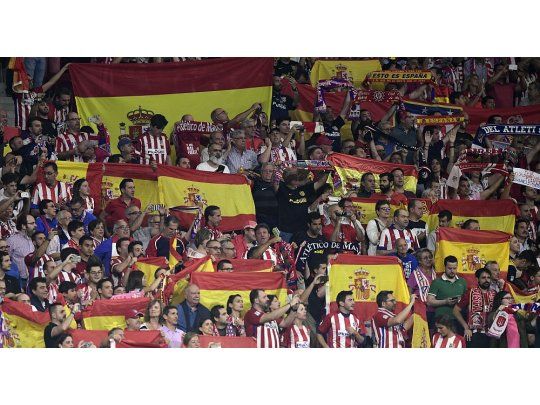La independencia de Cataluña se metió en el estadio del Atlético