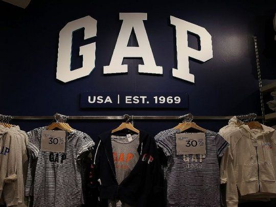 GAP ofrecerá más de 20 mil prendas para jóvenes, adultos y niños.