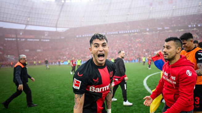 Bayer Leverkusen, con Exequiel Palacios, se consagró campeón: goleó 5-0 a Werder Bremen y conquistó por primera vez en la historia la Bundesliga.