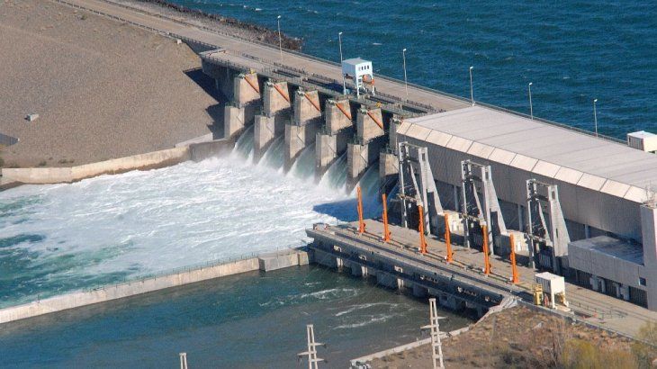 Alicurá, El Chocón, Cerros Colorados y Piedra del Águila son las cuatro represas que Nación busca privatizar.
