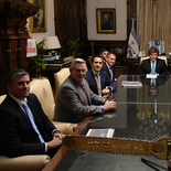 javier Milei recibió a los directivos de Vicuña Corp. para repasar el plan de inversiones en los proyectos de cobre en San Juan. javier Milei recibió a los directivos de Vicuña Corp. para repasar el plan de inversiones en los proyectos de cobre en San Juan.