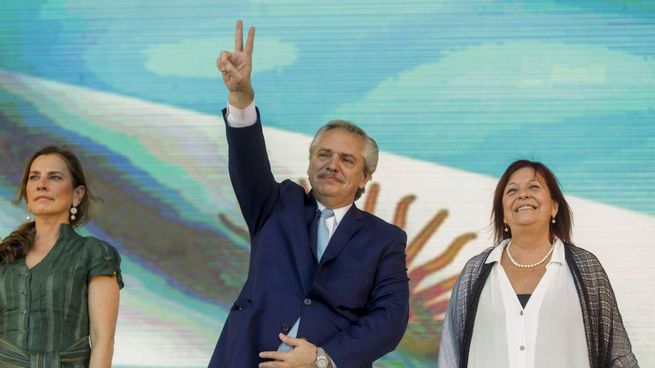 Alberto Fernández durante el acto en José C. Paz por el Día Internacional de la Mujer.