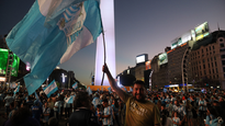 Miles de hinchas coparon el Obelisco.