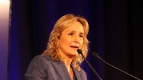 La precandidata Laura Raffo no descartó pasar a ser estado asociado del Mercosur para poder negociar de forma unilateral con otros países.