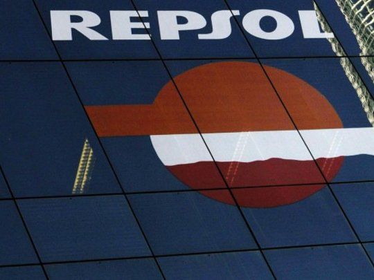 Repsol y CaixaBank quedaron imputadas en una trama de espionaje que incluye a otras grandes empresas de España.