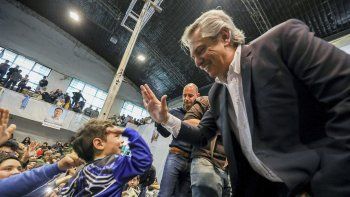 alberto f.: esten tranquilos, porque vamos a cuidar sus ahorros y depositos en dolares