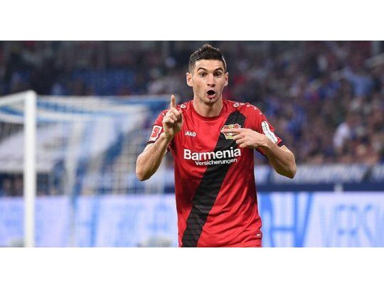 Alario deberá comprar un regalo si comete un acto de indisciplina.