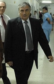 Zin negó compra de remedios a droguerías investigadas