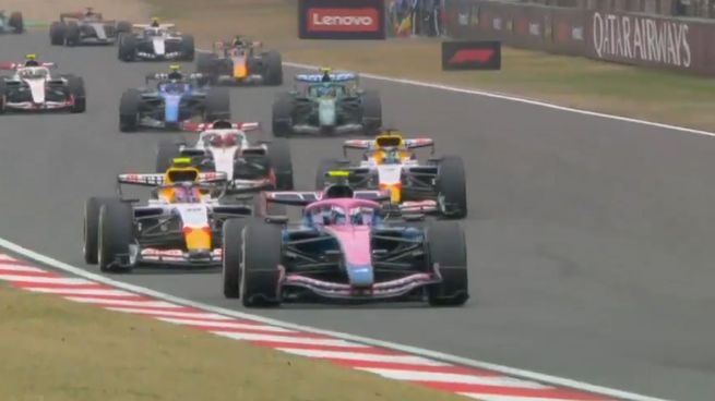 Colapinto aprovechó un incidente en la largada y se subió al sexto lugar con una maniobra sorprendente.