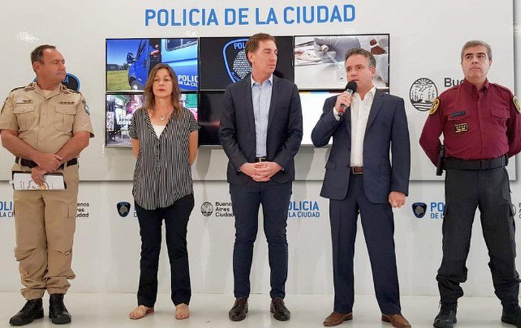 Las fuerzas de seguridad realizaron 18 allananientos en la Provincia de Buenos Aires y detuvieron a 4 delincuentes vinculados al asesinato del turista inglés en Puerto Madero.
