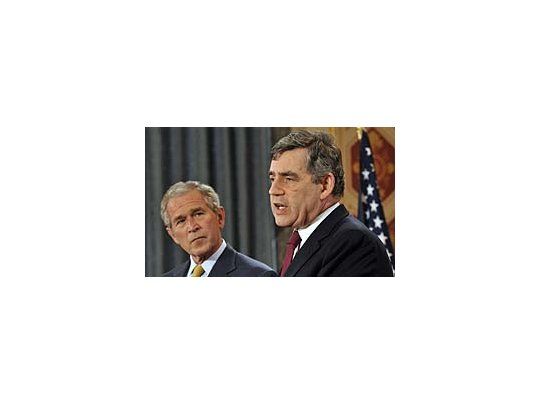 Bush y Brown se alinean contra Irán