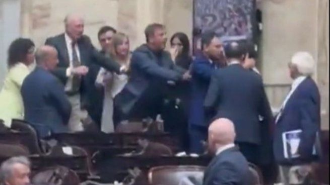 Oscar Zago explicó los motivos detrás de su pelea en el Congreso.