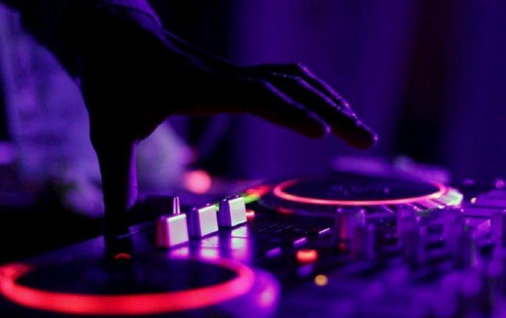Sadaic ya no cobrará por pasar música en fiestas privadas.