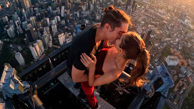 Netflix sumó una producción que combina una historia de amor con increibles paisajes.