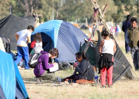 Censan a ocupantes del predio de Villa Soldati. Foto de Mario Mosca.