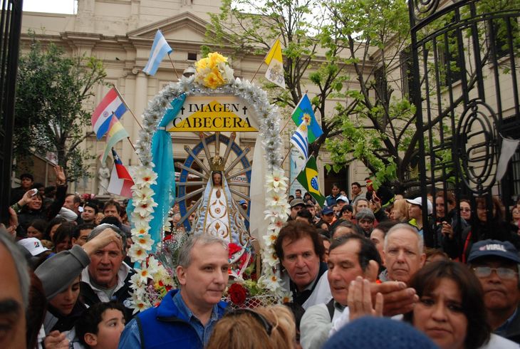 La peregrinación a Luján comenzó este sábado. La peregrinación a Luján comenzó este sábado.