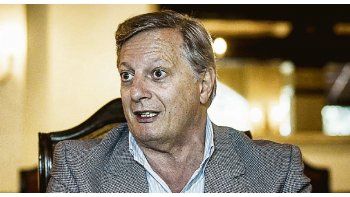 ámbito.com | Cambio. Ministro de Energía, Juan José Aranguren. En su cartera aclararon que los biocombustibles no serán alcanzados por los nuevos tributos.