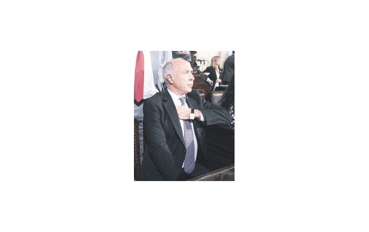 ámbito.com | Ricardo Lorenzetti ayer, en un palco bandeja en la Asamblea Legislativa.