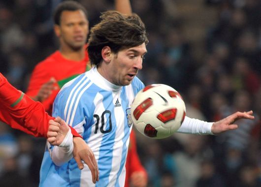 Messi fue determinante en el partido con su dominio de pelota