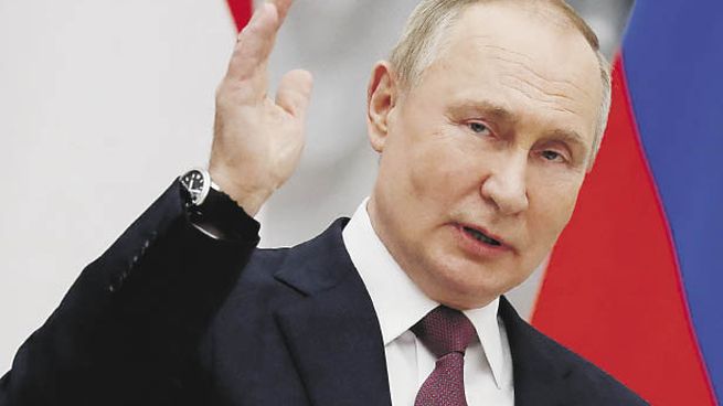 MALESTAR. El presidente Vladímir Putin manifestó su preocupación por la posibilidad de que Ucrania se una a la OTAN.