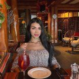 Narela tiene 21 años y fue vista por última vez en California, Los Ángeles. Narela tiene 21 años y fue vista por última vez en California, Los Ángeles.