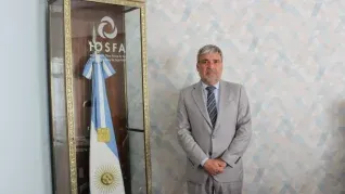 Roberto Fiochi renunció tras siete meses al frente de IOSFA, dejando una deuda que ya supera los $160.000 millones.