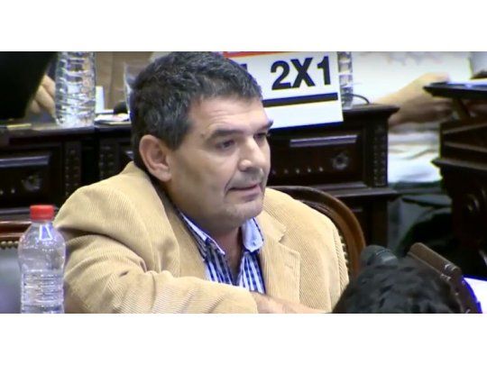 Al darse inicio a la sesión en minoría, Alfredo Olmedo pidió al presidente de la Cámara de Diputados, Emilio Monzó, esperar media hora para ver si se llegaba a lograr el quórum necesario.