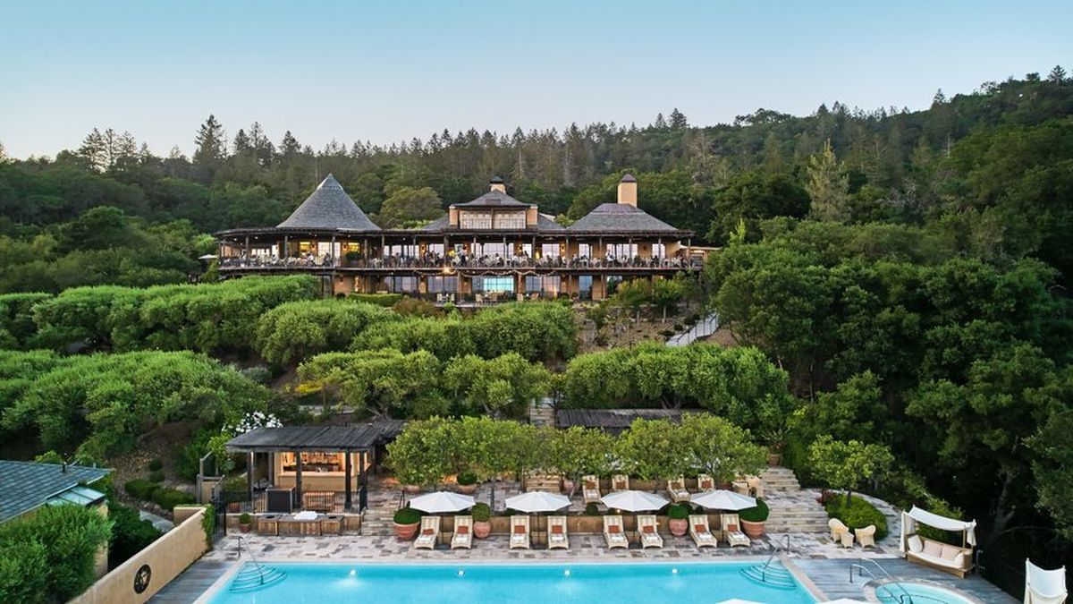 what the Auberge du Soleil mansion in California is like