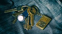 Con solo 9 gramos y tecnología de punta, este invento ya ayuda a millones a no perder más llaves, billeteras ni mochilas en su día a día.