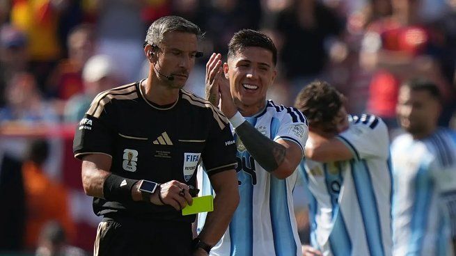 El árbitro esloveno Slavko Vincic anunció su retiro tras favorecer a España en la final ante Argentina