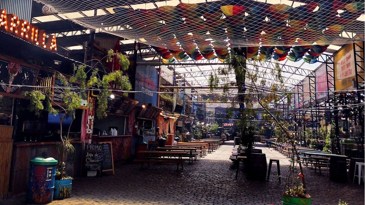 Cerraron el Patio de los Lecheros: había 16 locales sin habilitación