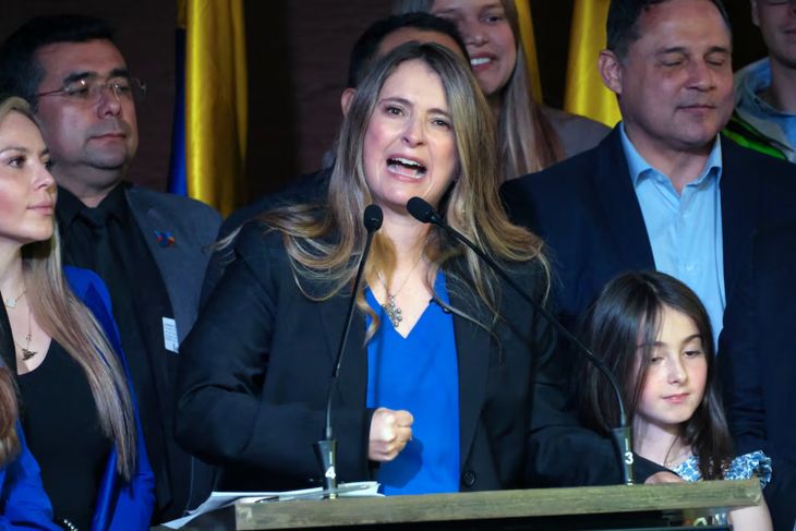 La representante del uribismo intenta capitalizar el desgaste del gobierno y recuperar espacio para el Centro Democrático. La representante del uribismo intenta capitalizar el desgaste del gobierno y recuperar espacio para el Centro Democrático.