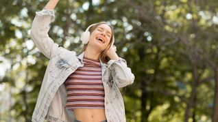 La música tiene el poder de aliviar el dolor físico, según revelo un estudio.
