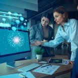 El avance tecnológico redefine el empleo, pero el mayor riesgo sigue siendo no adaptarse a tiempo El avance tecnológico redefine el empleo, pero el mayor riesgo sigue siendo no adaptarse a tiempo