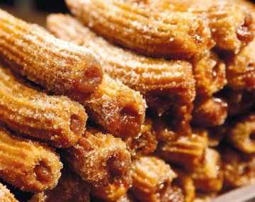 El churro ocupa un lugar indiscutido en la identidad gastronómica argentina. El churro ocupa un lugar indiscutido en la identidad gastronómica argentina.