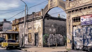 La calle fue escenario de luchas obreras y protagonista de la movilización popular del 17 de octubre de 1945. La calle fue escenario de luchas obreras y protagonista de la movilización popular del 17 de octubre de 1945.