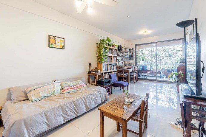 La brecha de precios se amplió en los últimos 10 años. La brecha de precios se amplió en los últimos 10 años.