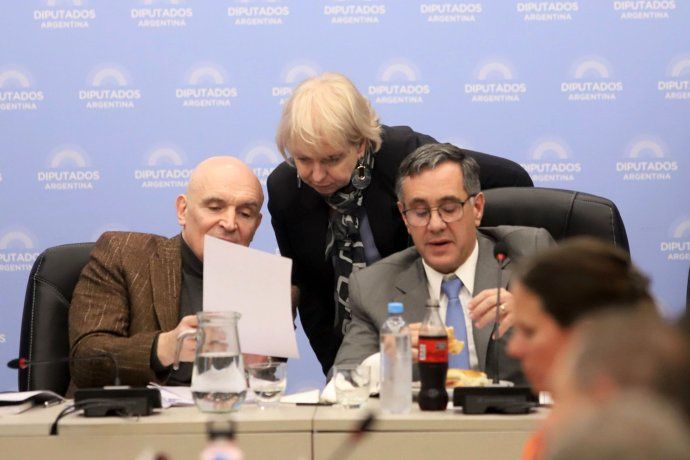 José Luis Espert y Silvana Giudici, dos de los diputados que estarán presentes en la reunión.