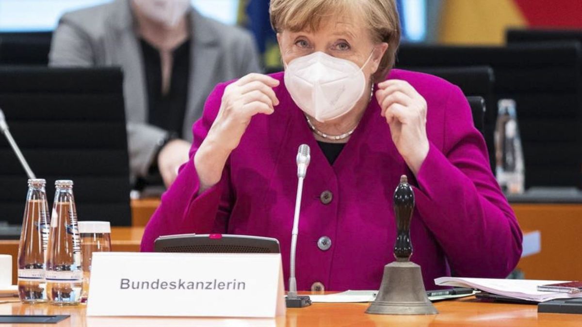 Merkel acknowledges that Greece paid a high tribute during the debt crisis