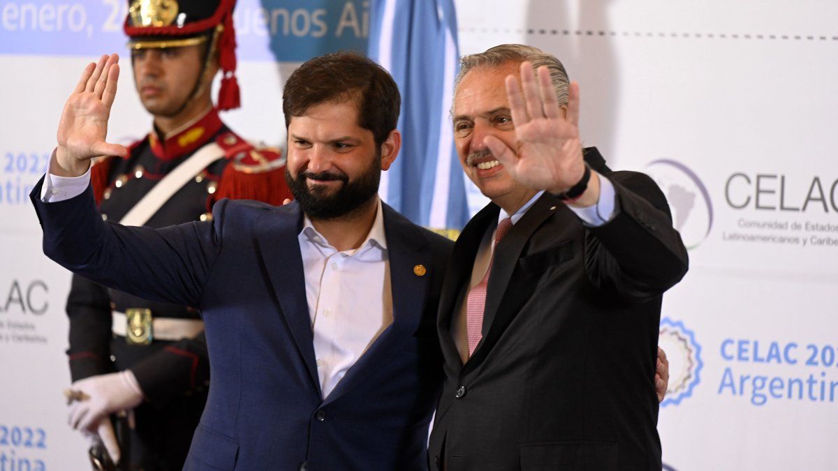 Alberto Fernandez receives the presidents of the region